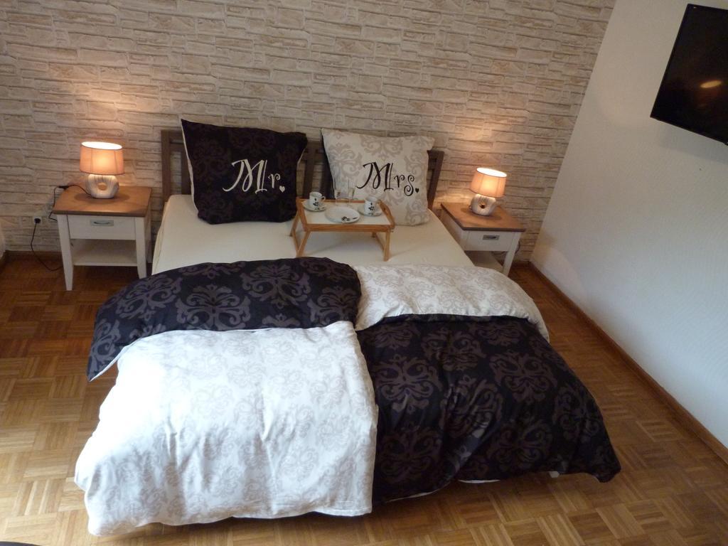 5X Balkon-Apartments Mit Kueche 40-65Qm Ruhrgebietferienwohnung Dobry-Fuchs Oberhausen  Camera foto