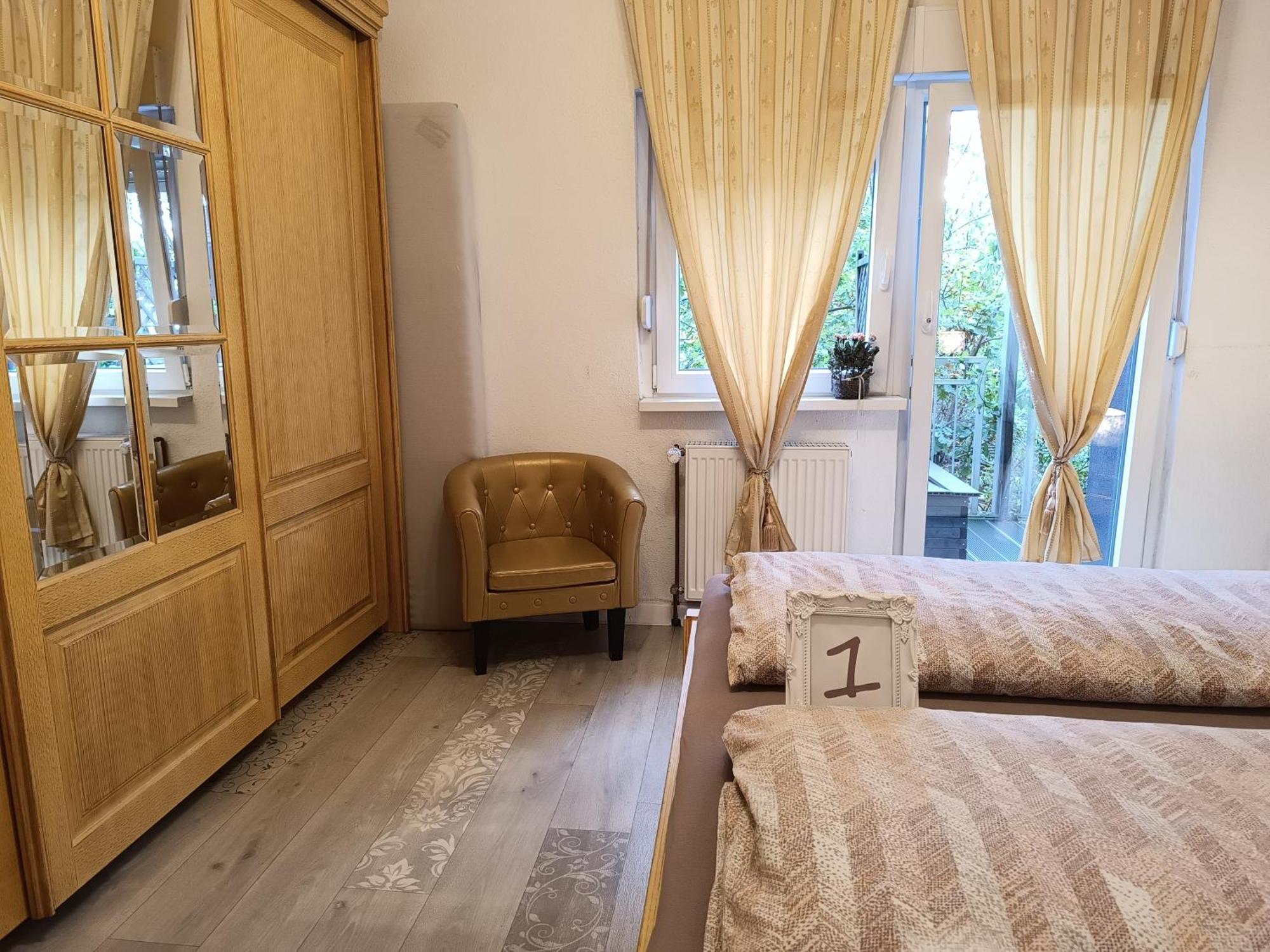 5X Balkon-Apartments Mit Kueche 40-65Qm Ruhrgebietferienwohnung Dobry-Fuchs Oberhausen  Esterno foto