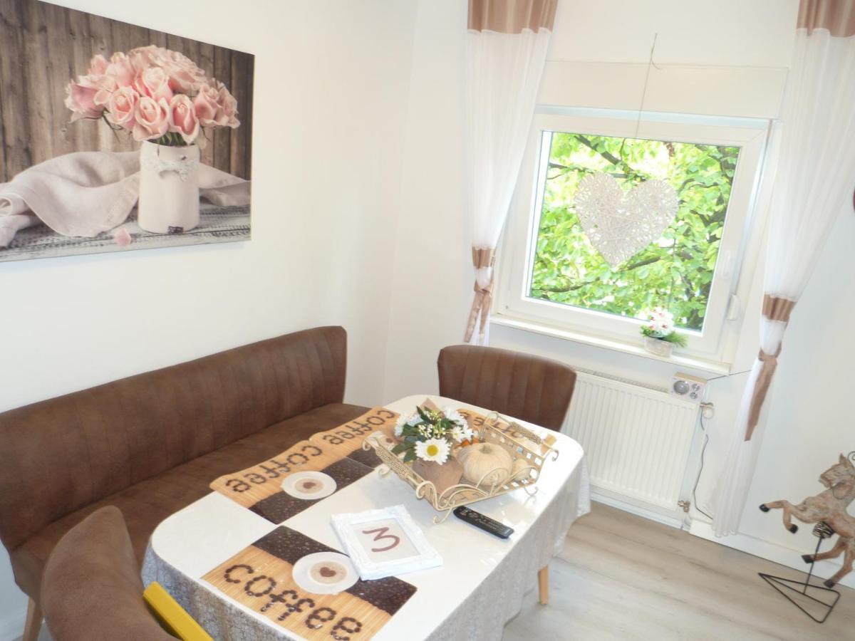 5X Balkon-Apartments Mit Kueche 40-65Qm Ruhrgebietferienwohnung Dobry-Fuchs Oberhausen  Esterno foto